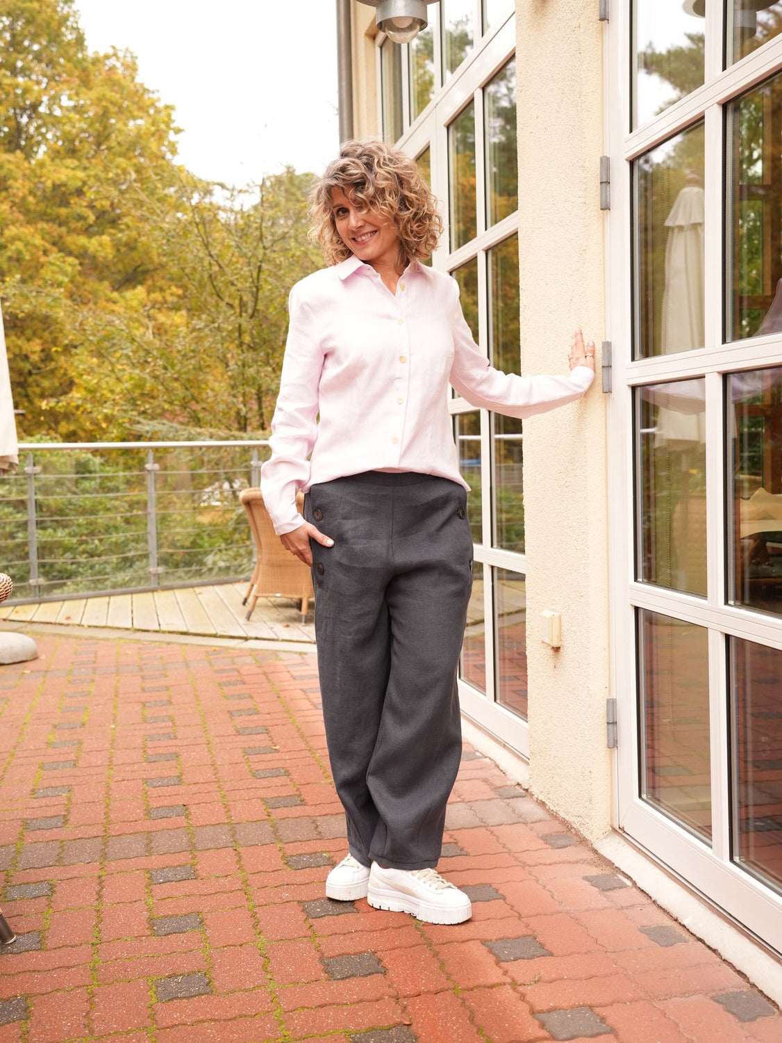 Buks "Loose" 185gr Horn knapper Stålblå