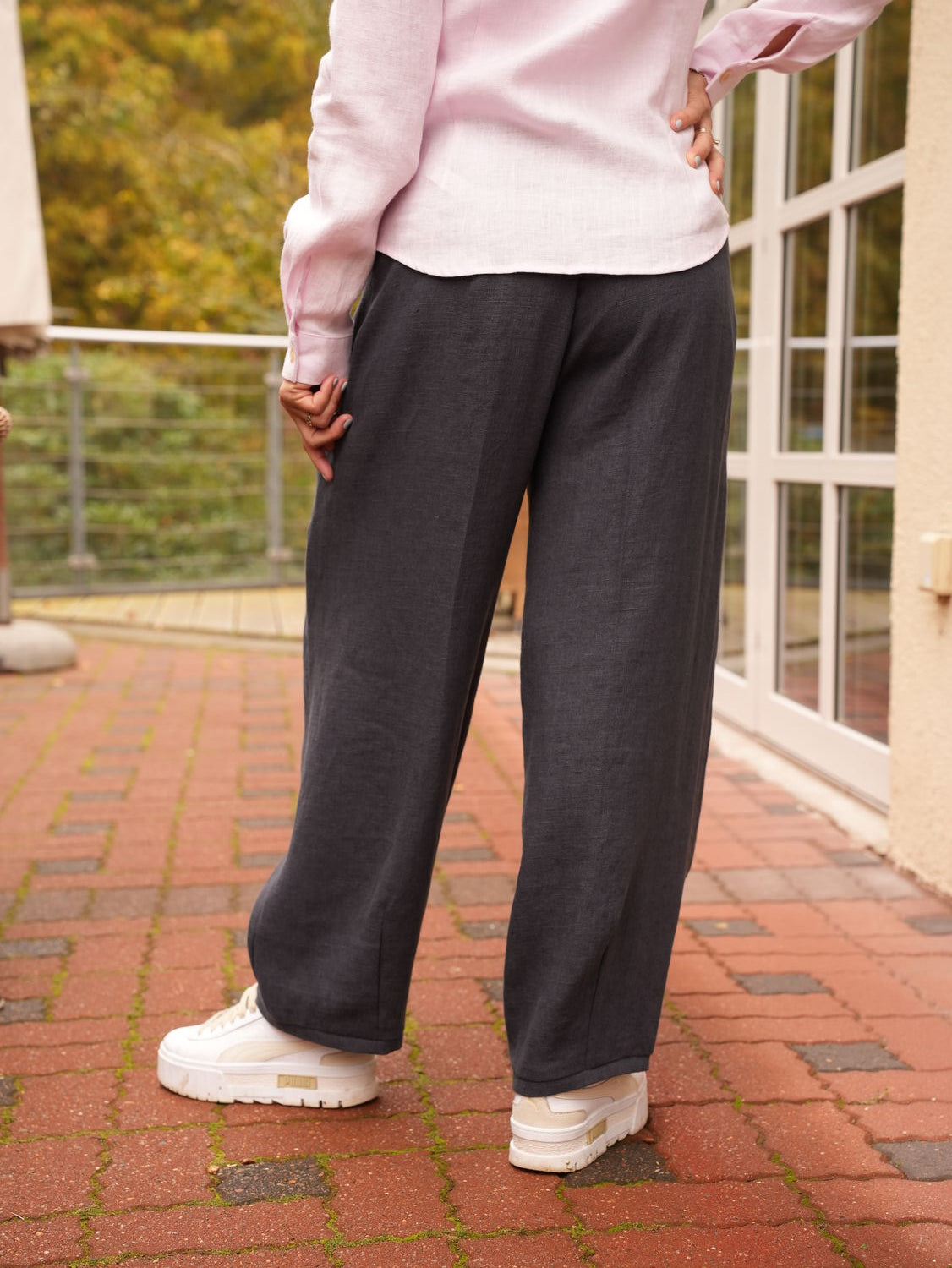 Buks "Loose" 185gr Horn knapper Stålblå