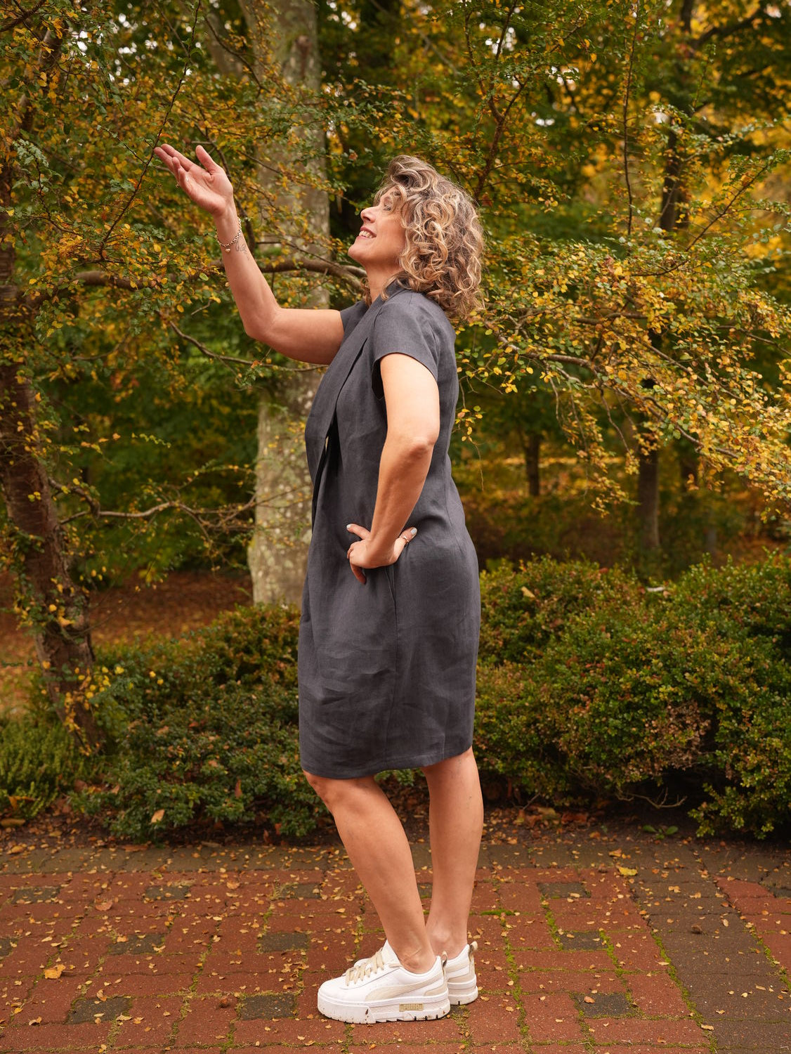 Kjole “Twist” med lommer Stålblå